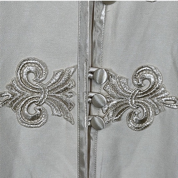Elegant Cream & Silver Trim Fleur-de-Lis Jacket Sz 24WP Pride & Joy Wedding NWT - Picture 3 of 11